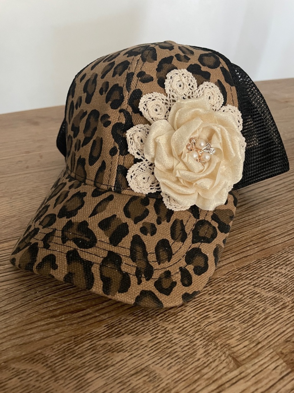 Women’s hats, women’s bling rhinestone cap, trucker style hat, leopard hat